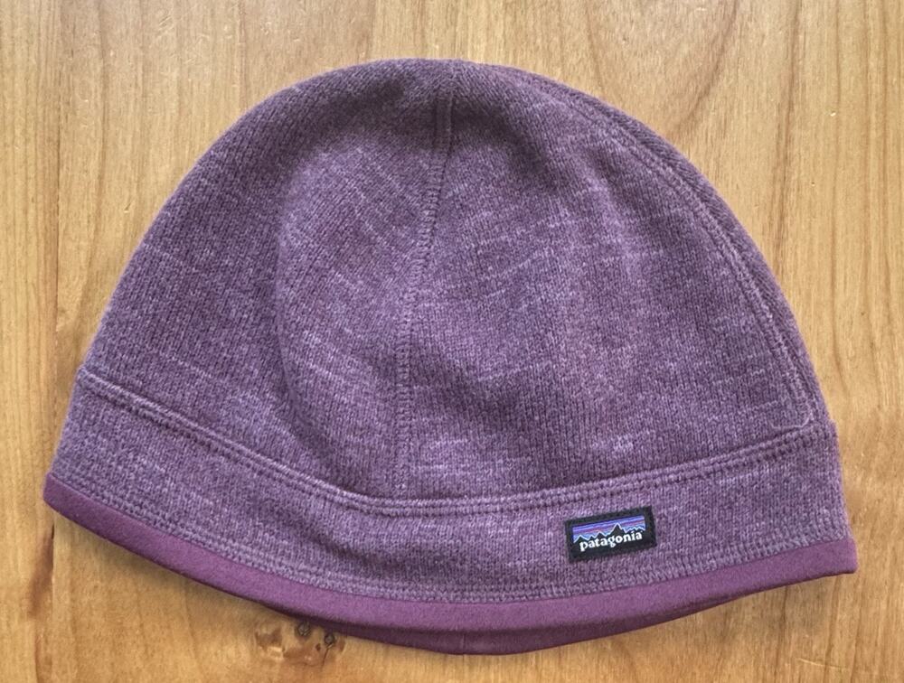 Patagonia Red Beanie Ski Winter Hat Medium Outdoor Snowboarding
